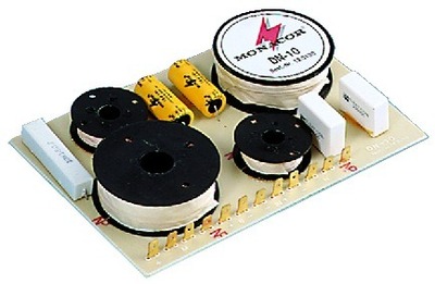"  Dn 10 3 Vejs Delefilter 8 Ohm 800 4500 Hz fra Monacor